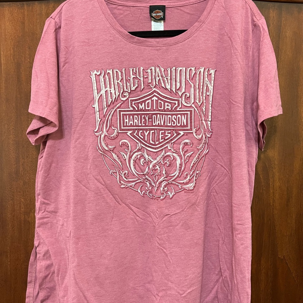 Harley-Davidson Rose Graphic Tee in Pink